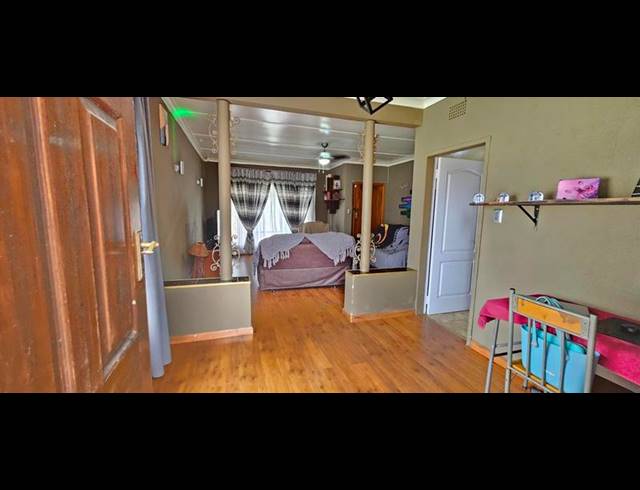 4 BEDROOM HOUSE FOR SALE IN THREE RIVERS